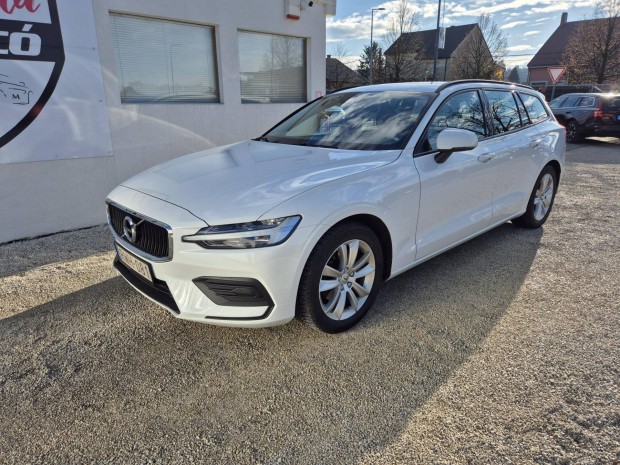 Volvo V60 2.0 D [D3] Momentum Geartronic Szervi...